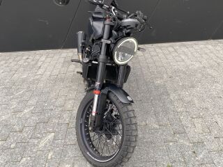 Husqvarna Svartpilen 401 32kW