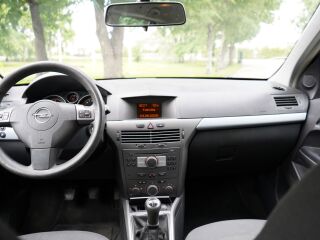Opel Astra 1.7 59кВ