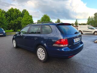 Volkswagen Golf 1.6 66kW