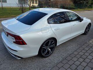 Volvo S60 T5 AWD R-Design 2.0 184kW