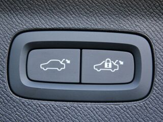 Volvo XC90 AWD ULTRA DARK 7 RECHARGE LUXURY FULL 2.0 T8 Recharge Long Range Plug-In-Hybrid MY25 335kW