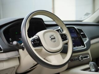 Volvo XC90 Inscription Plus Bright AWD 2.0 B5 KERS Mild Hybrid 183kW
