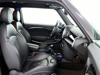 MINI Cooper D Facelift Luxury 1.6 D 82kW