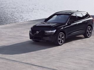 Volvo XC60 R-Design B4 H&K 2.0 145kW