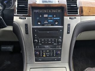 Cadillac Escalade Platinum 6.0 V8 248kW