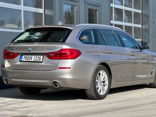 BMW 530 xDrive Touring Individual 3.0 195kW