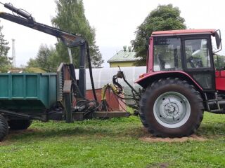 Belarus MTZ 952.3 + mestaveokäru koos kastiga 4.8 D-245.5S3AM IIIA ETAPP 70kW