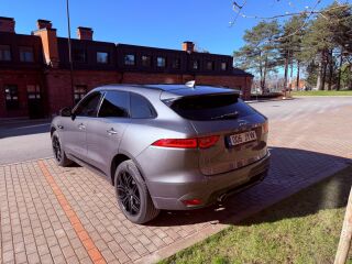 Jaguar F-Pace R-Sport Black Pack 3.0 V6 221kW
