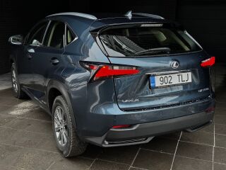 Lexus NX 300h Comfort 2.5 114kW