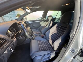 Volkswagen Golf GTI 2.0 147kW
