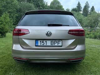 Volkswagen Passat Executive 2.0 176кВ