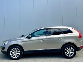 Volvo XC60 AWD Summum MY2012 2.4 D5 158kW