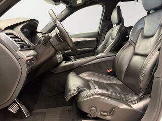 Volvo XC90 AWD R-Design 2.0 173kW