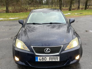 Lexus IS 220 is220d 2.2 R4 130kW