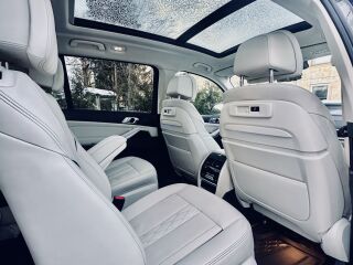 BMW X7 3.0 195kW