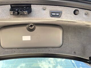 BMW 750 4.4 330kW