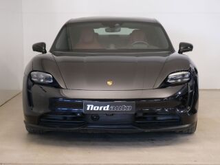 Porsche Taycan 4S 420кВ