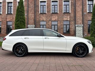 Mercedes-Benz E 300 De 4Matic AMG Facelift 225kW