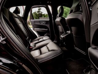Volvo XC60 B4 AWD R-Design Mild Hybrid 2.0 145кВ