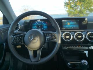 Mercedes-Benz CLA 180 1.5 85kW