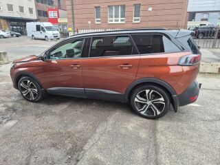 Peugeot 5008 1.5 96kW