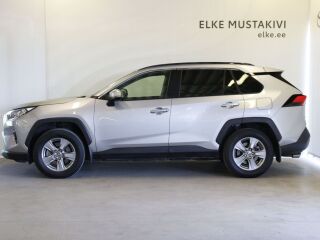 Toyota RAV4 Luxury Comfort Pakett 131kW