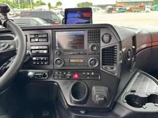 Mercedes-Benz Arocs 3253 8x4*4 390kW