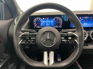 Mercedes-Benz GLA 250 AMG Night 1.3 120kW