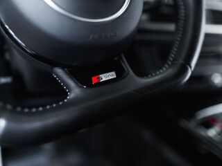 Audi A6 S_Line Quattro 3.0 150кВ