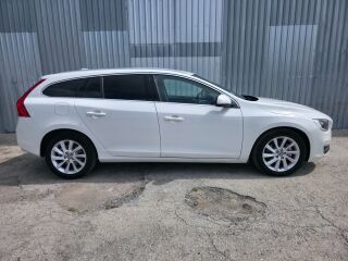 Volvo V60 Summum Ice White 2.0 D4 133kW