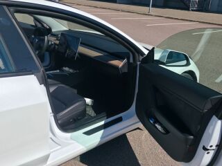 Tesla Model 3 Long Range awd 153kW