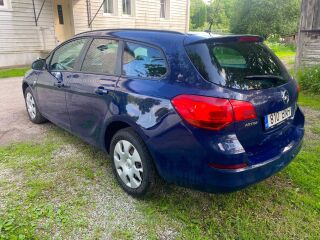 Opel Astra 1.7 81кВ