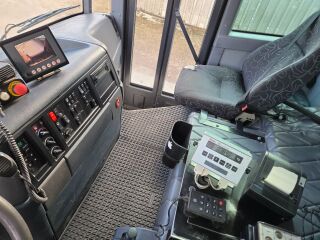 Mercedes-Benz ECONIC 26.33 6X2 240kW