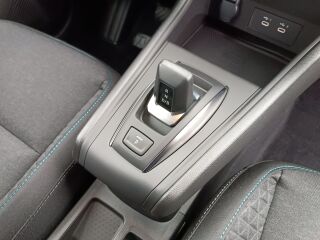 Mitsubishi Grandis Intense Plus 1.8 HEV 116kW