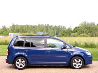 Volkswagen Touran 1.6 75кВ