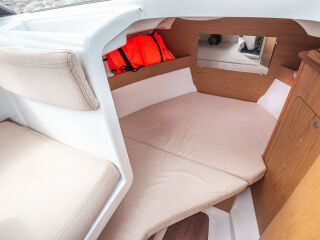Beneteau Antares 7.80 149kW