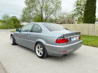 BMW 320 Sportpakett Facelift 2.2 R6 125kW