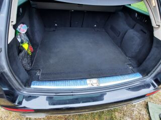 Mercedes-Benz E 200 R1ES 2.0 110kW
