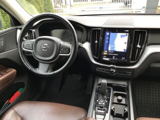 Volvo XC60 2.0 145kW