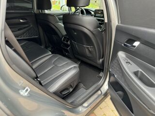 Hyundai Santa Fe Premium 4WD HTRAC 2.2 CRDi R4 16V 147кВ