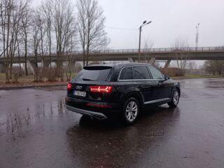 Audi Q7 3.0 200кВ
