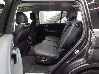 BMW X7 xDrive40i 3.0 245kW