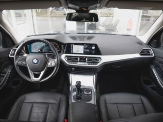 BMW 320 d xDrive Luxury Line 2.0 140kW