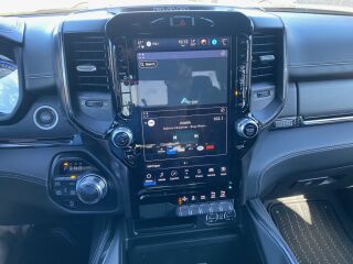Ram 1500 Limited e-Torque 5.7 V8 295kW