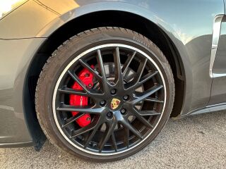 Porsche Panamera Turbo Executive 4.0 V8 BI-Turbo 404кВ