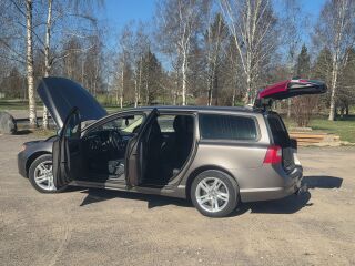 Volvo V70 2.4 136kW