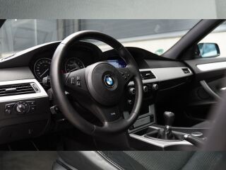 BMW 525 M-Pakett Touring 2.5 R6 160kW