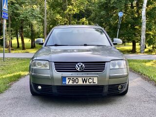 Volkswagen Passat Highline 1.9 R4 TDI 96kW
