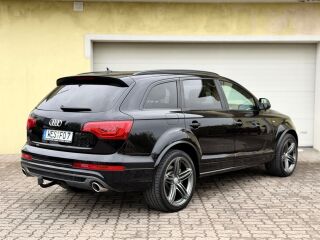 Audi Q7 S-Line Exclusive 4.2 V8 250kW