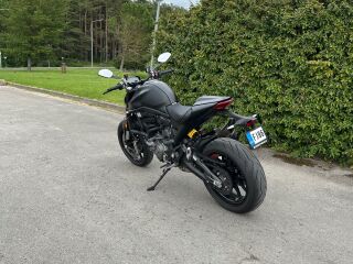 Ducati Monster 937 Monster+ 68kW